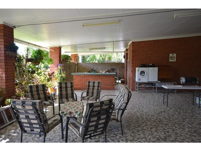 1155 Riverway  Drive, Rasmussen QLD 4815