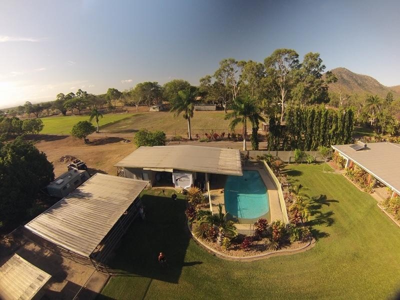 1155 Riverway  Drive, Rasmussen QLD 4815