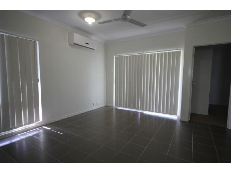 63 Derwent Circuit, Kelso QLD 4815