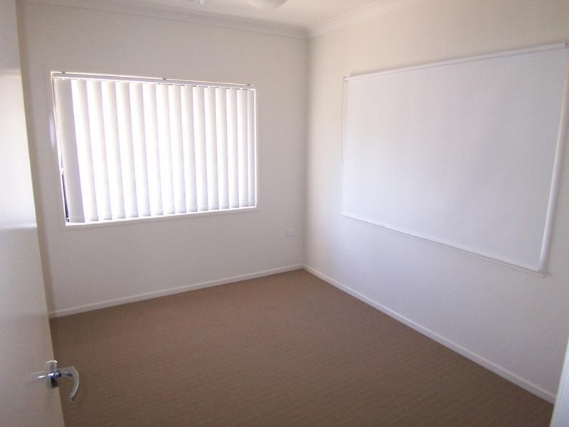 4/1339 Riverway Drives, Kelso QLD 4815