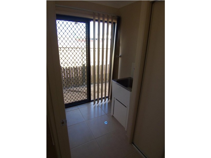 57 Hillock  Crescent, Bushland Beach QLD 4818