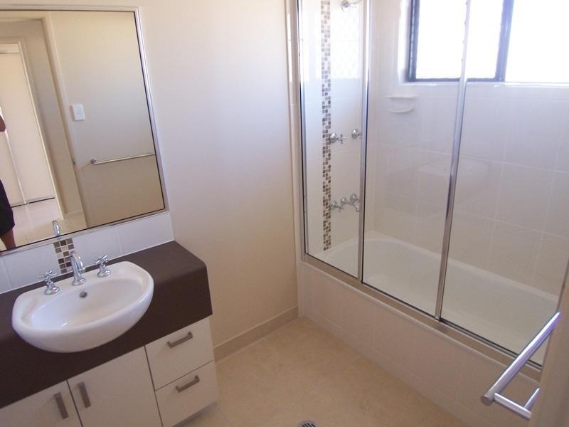 57 Hillock  Crescent, Bushland Beach QLD 4818