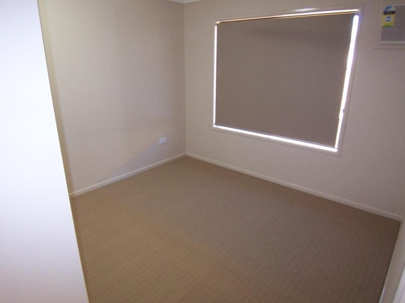 57 Hillock  Crescent, Bushland Beach QLD 4818