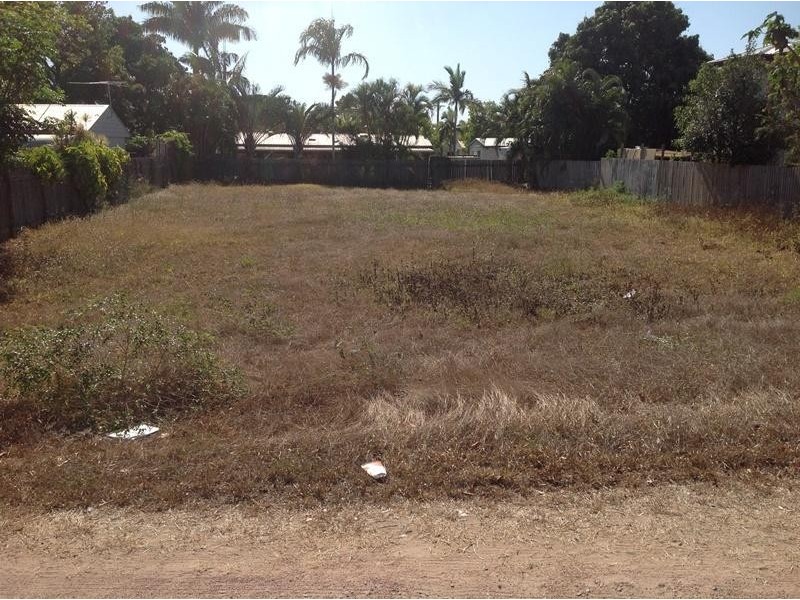 1555 Riverway Drive, Kelso QLD 4815