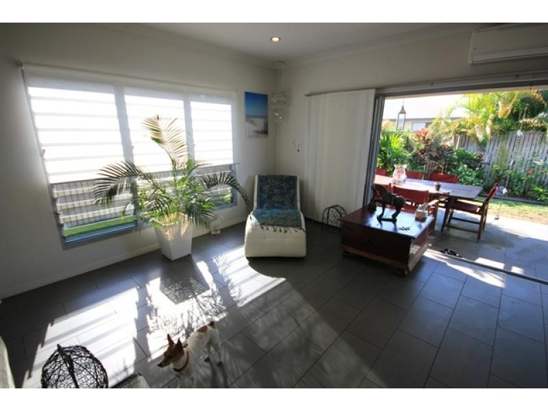 13 Balladonia  Avenue, Mount Low QLD 4818