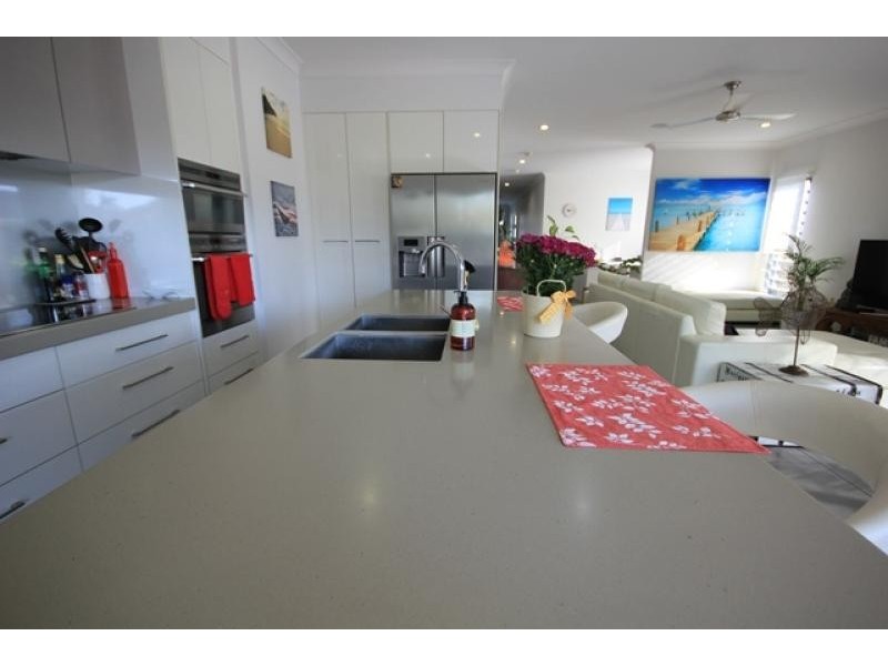 13 Balladonia  Avenue, Mount Low QLD 4818