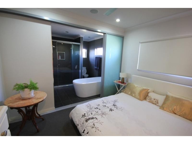 13 Balladonia  Avenue, Mount Low QLD 4818