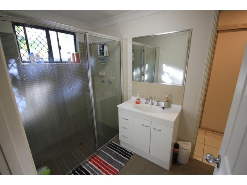 2/9 Jennifer Street, Kelso QLD 4815