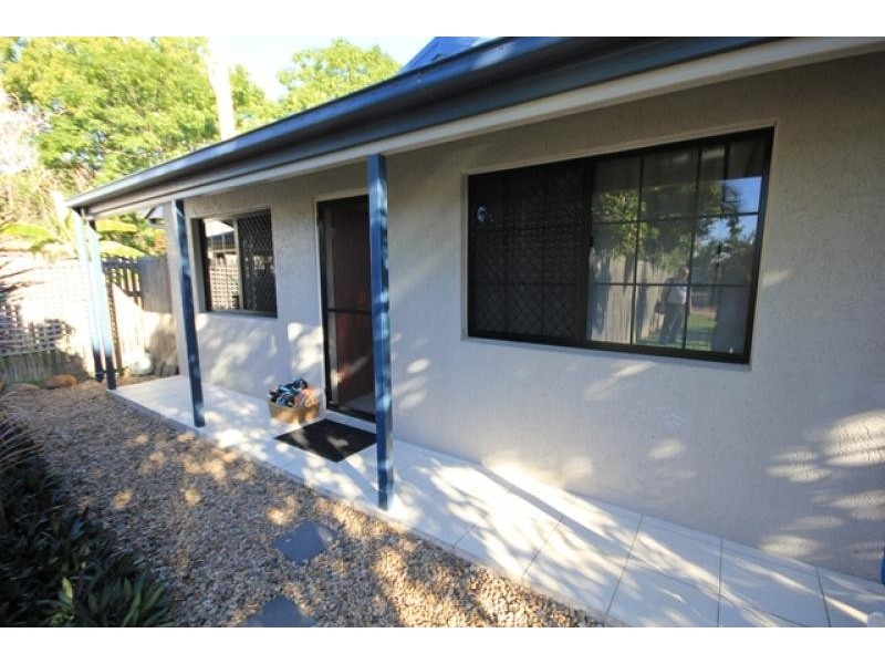 2/9 Jennifer Street, Kelso QLD 4815