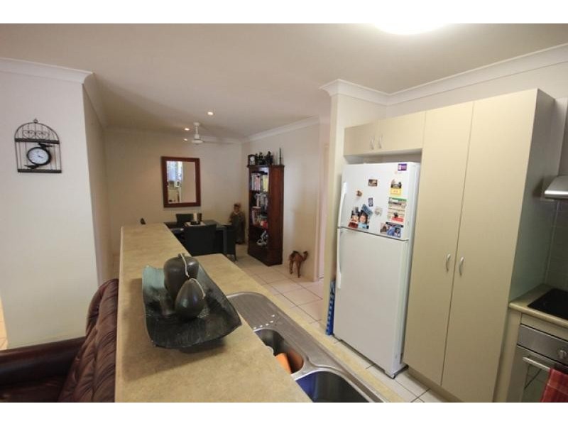 2/9 Jennifer Street, Kelso QLD 4815