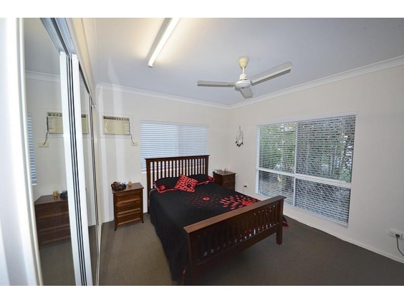 4 Jamar Court, Burdell QLD 4818