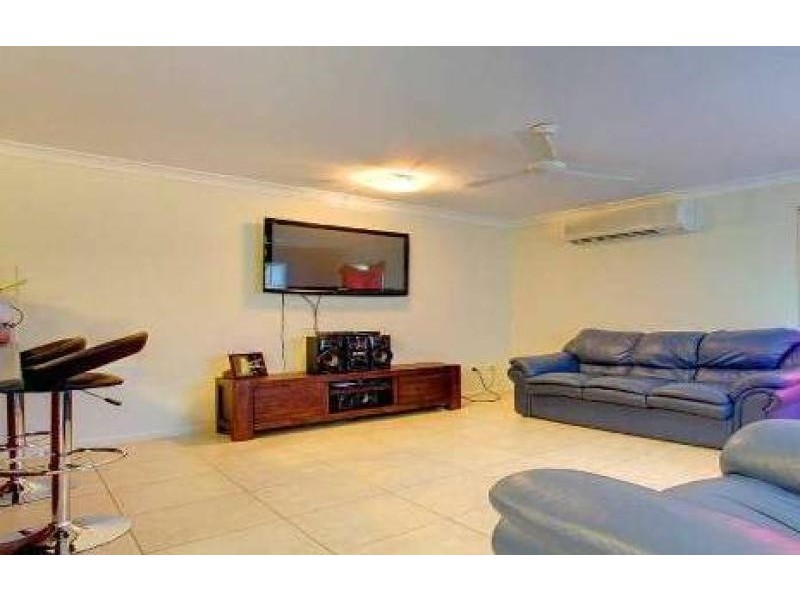 1 Woodhen Court, Bohle Plains QLD 4817