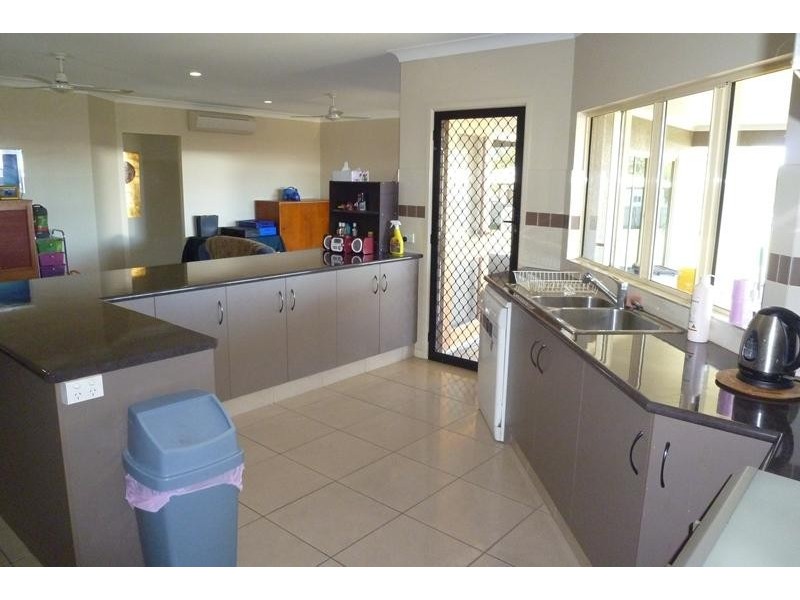 29 South Beck Drive, Rasmussen QLD 4815