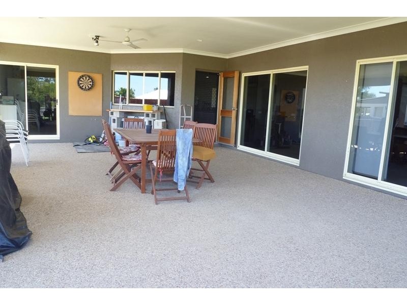 29 South Beck Drive, Rasmussen QLD 4815