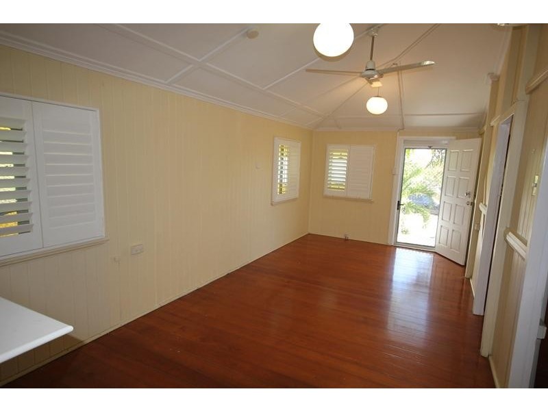 73 Todd Street, Railway Estate QLD 4810