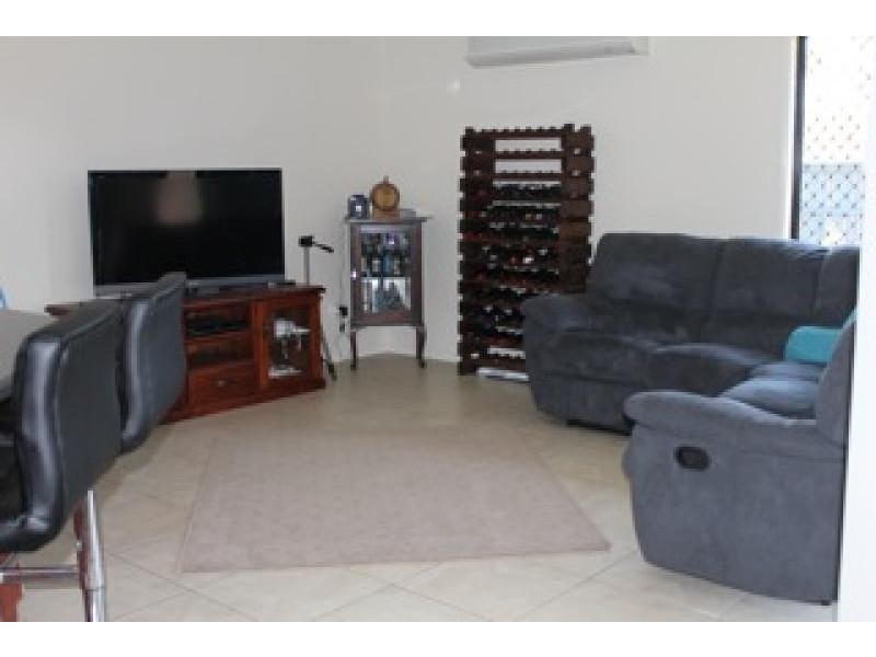 1 Woodhen  Court, Bohle Plains QLD 4817