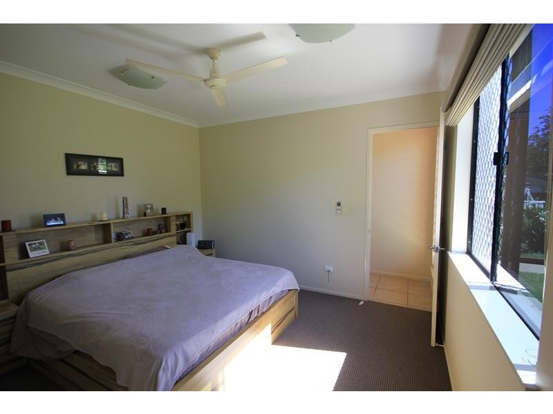19 Daintree Drive, Bushland Beach QLD 4818