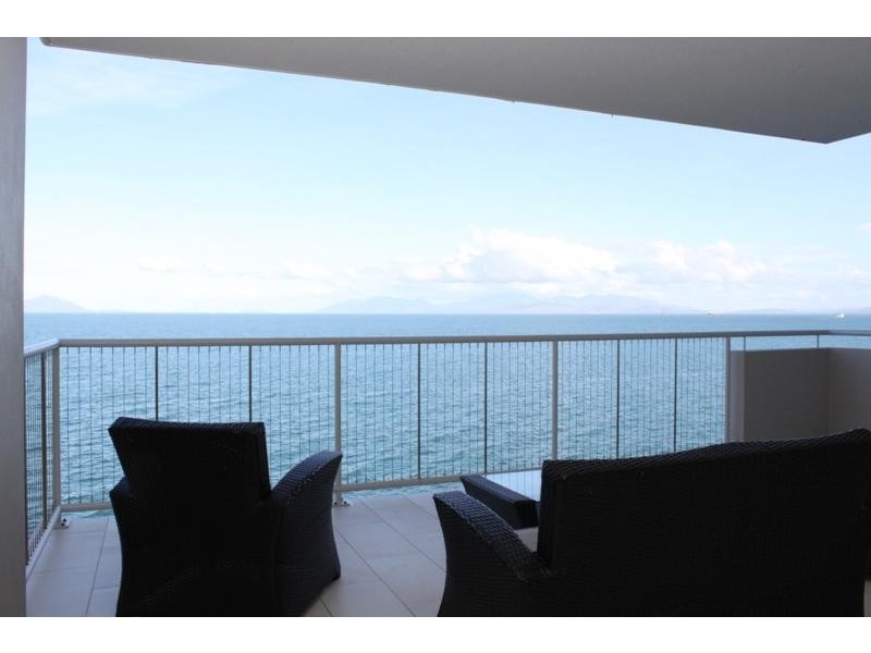 1 Sooning Street, Magnetic Island QLD 4819