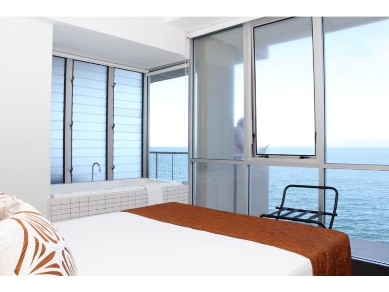 1 Sooning Street, Magnetic Island QLD 4819