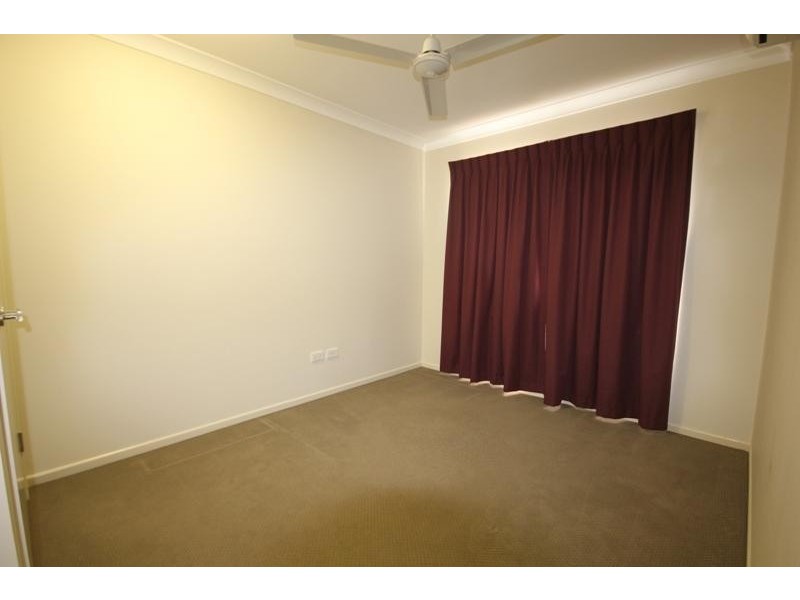 38 Bookara Gum Crescent, Mount Low QLD 4818