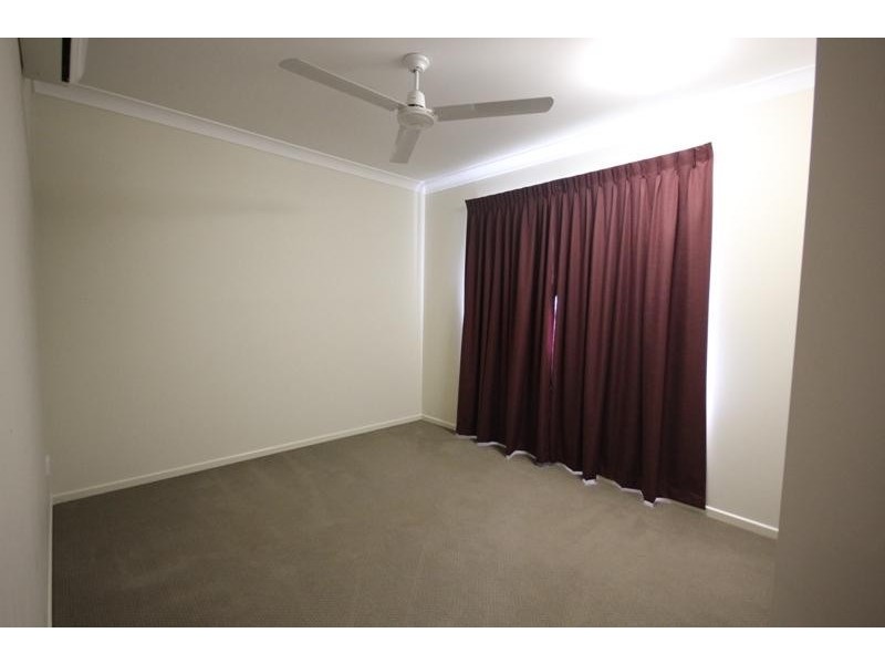 38 Bookara Gum Crescent, Mount Low QLD 4818