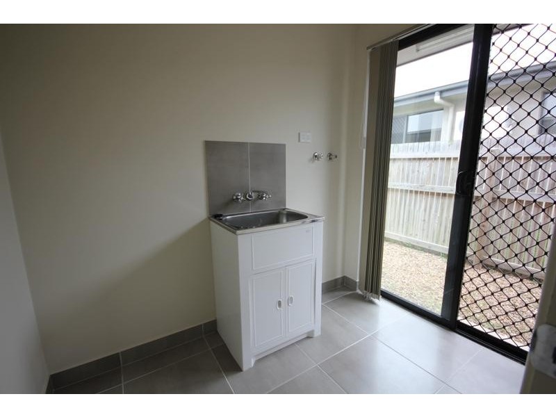 38 Bookara Gum Crescent, Mount Low QLD 4818