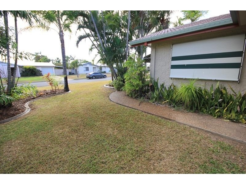 30 Redwood Avenue, Kirwan QLD 4817