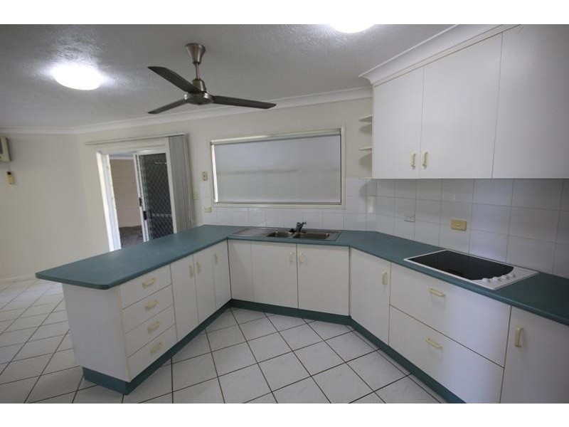 30 Redwood Avenue, Kirwan QLD 4817