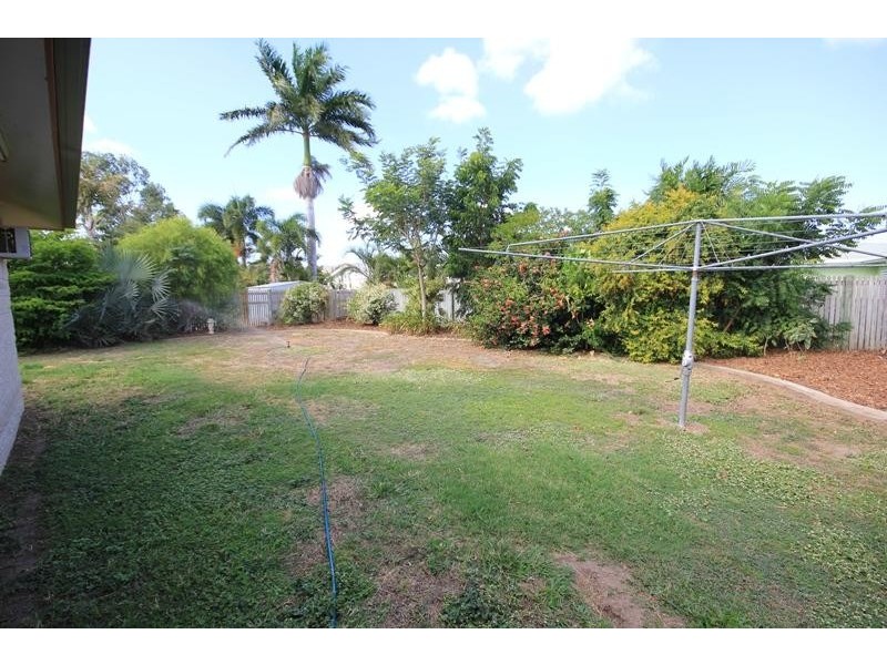 30 Redwood Avenue, Kirwan QLD 4817