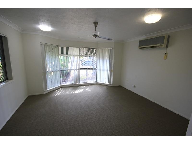 30 Redwood Avenue, Kirwan QLD 4817