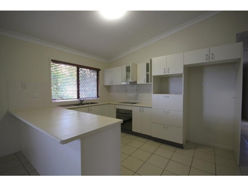 10 Sandys Place, Kirwan QLD 4817