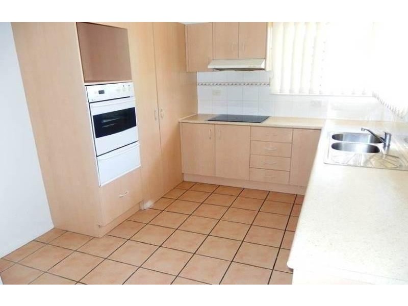 6 Milgate Crescent, Kirwan QLD 4817