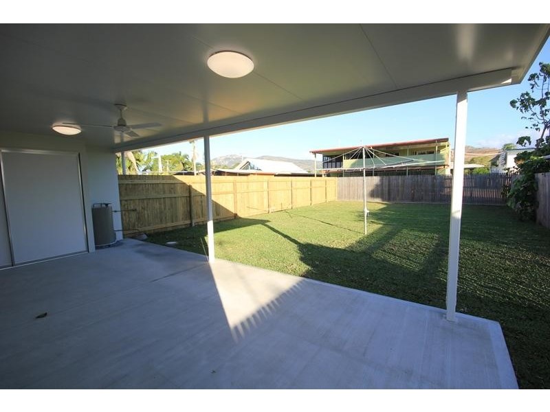 2/34 Ferntree Street, Kirwan QLD 4817