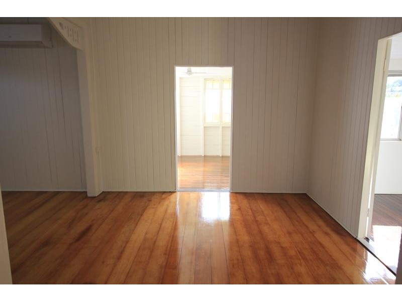 28 Morehead Street, South Townsville QLD 4810