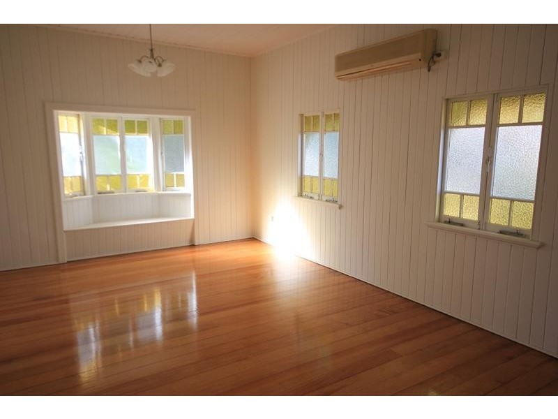 28 Morehead Street, South Townsville QLD 4810