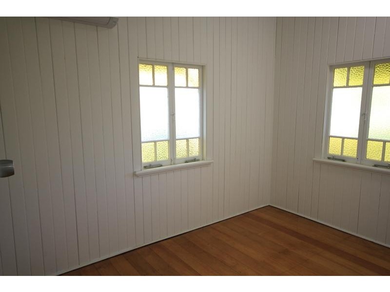 28 Morehead Street, South Townsville QLD 4810