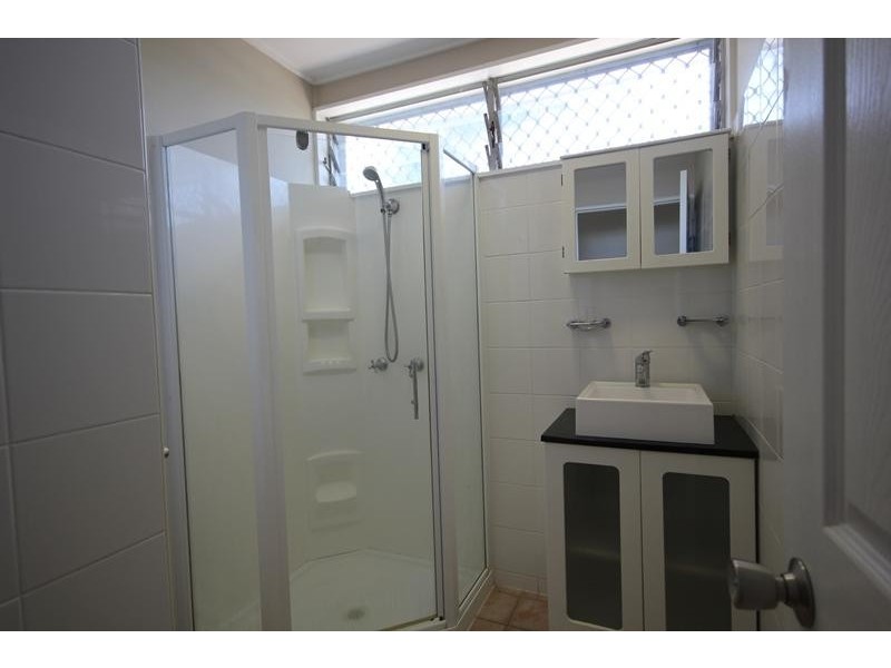 11 Payne Street, Mount Louisa QLD 4814