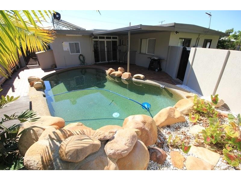 32 Wright Street, Wulguru QLD 4811