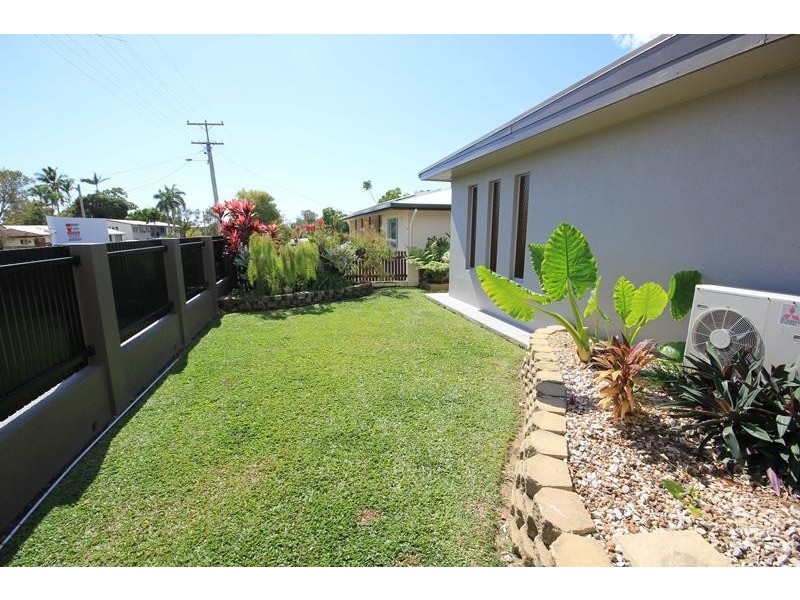 32 Wright Street, Wulguru QLD 4811