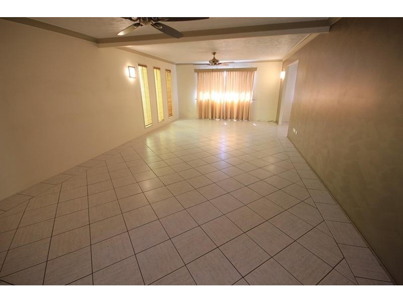 32 Wright Street, Wulguru QLD 4811