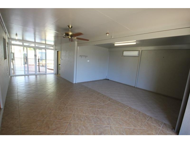 32 Wright Street, Wulguru QLD 4811