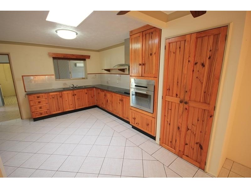 32 Wright Street, Wulguru QLD 4811