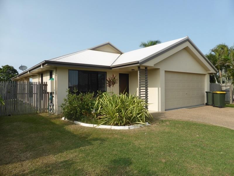 27 Fitzgerald  Crescent, Kirwan QLD 4817