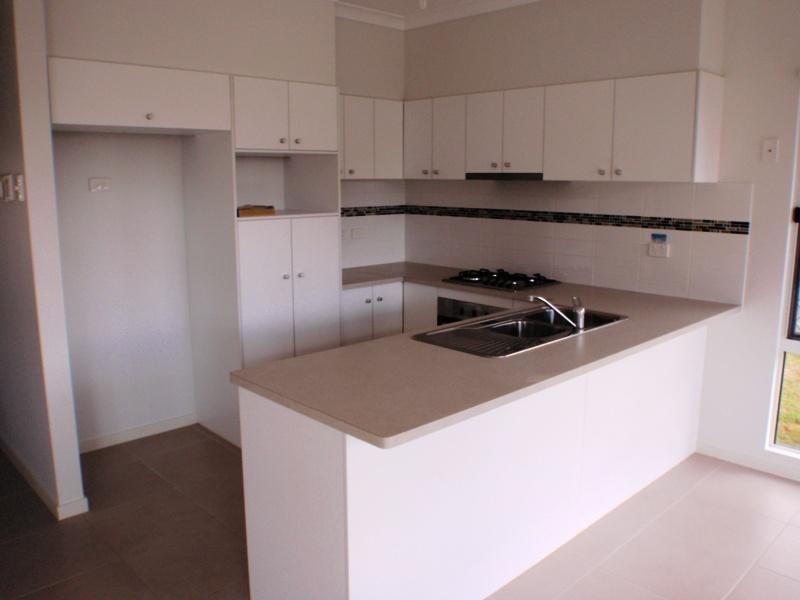 7 Sandon Place, Kelso QLD 4815