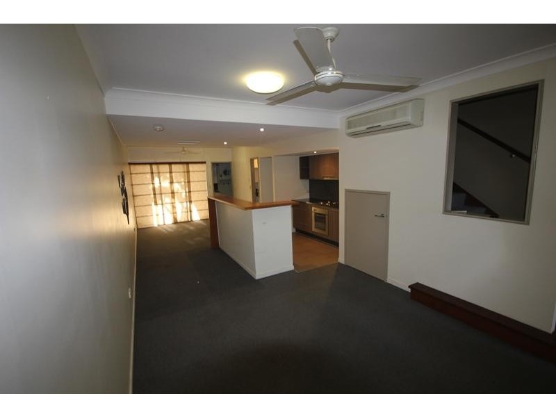4/40-48 Perkins Street, South Townsville QLD 4810