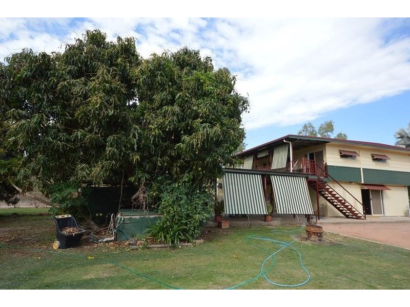 109 Toolakea Beach Road, Bluewater QLD 4818