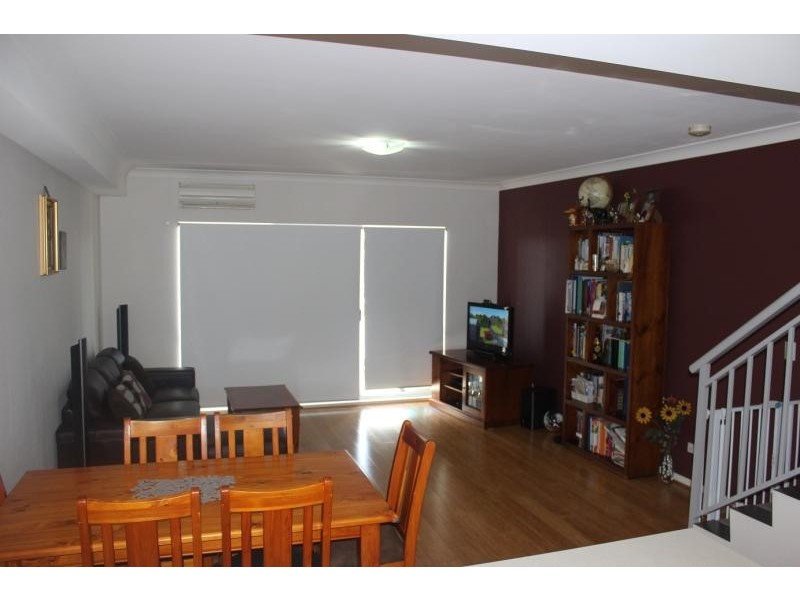 42/26-34 CLIFTON  Street, Blacktown NSW 2148