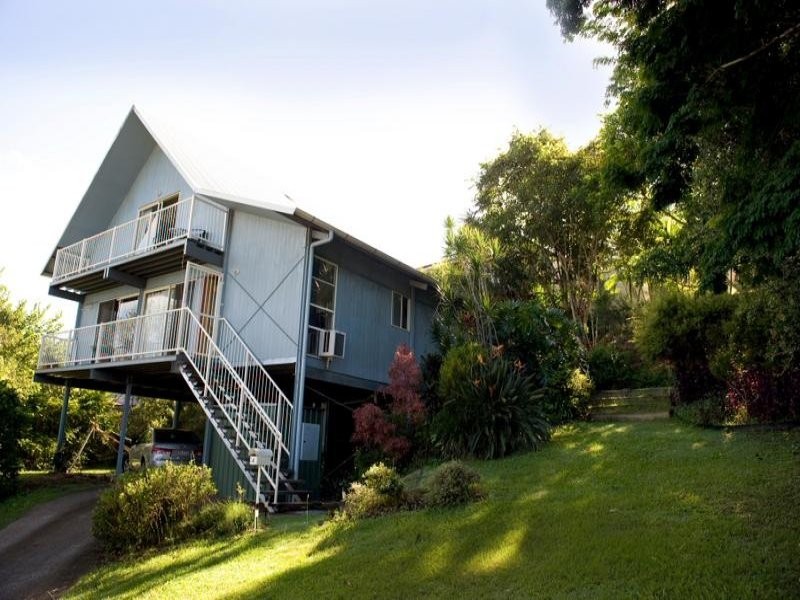 4 Satellite Court TANAH MERAH 4128, Tanah Merah QLD 4128