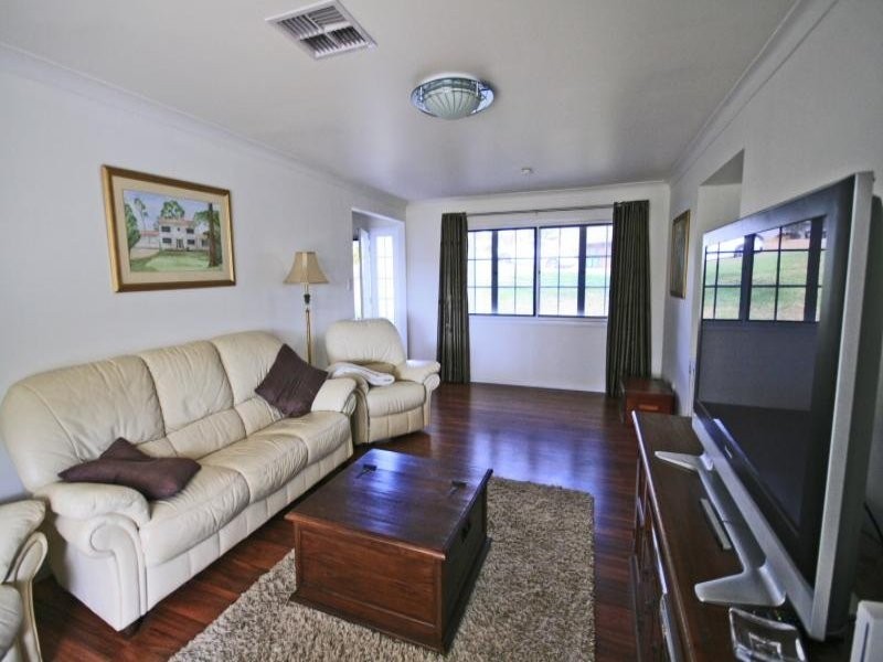 6 Ridge Road TANAH MERAH 4128, Tanah Merah QLD 4128