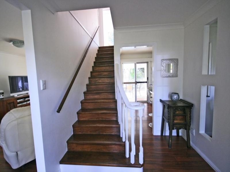 6 Ridge Road TANAH MERAH 4128, Tanah Merah QLD 4128